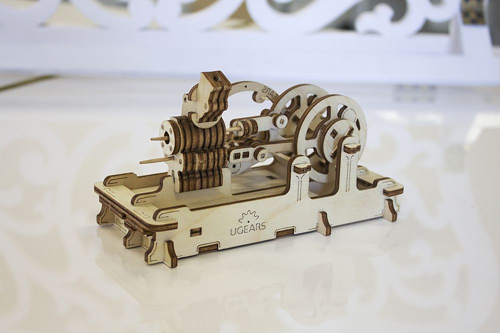 UG70009 Ugears mechanischer Holzbausatz Luftmotor